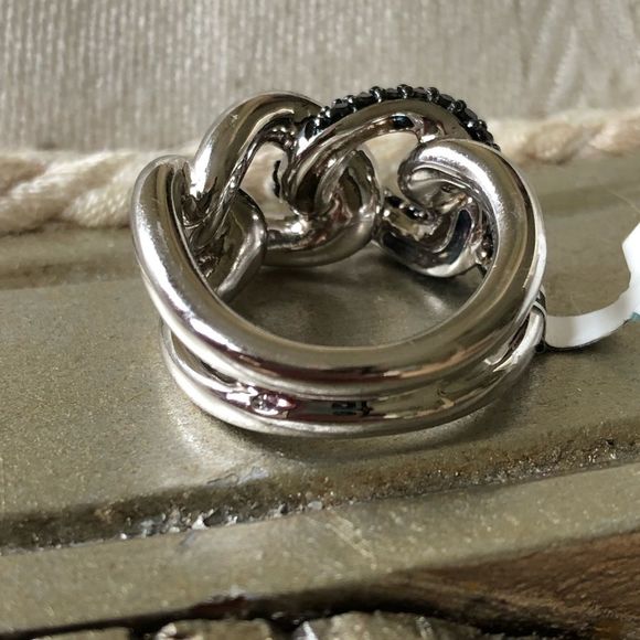 NWT Swarovski Sterling Silver and Black Crystal Link Ring - Picture 6 of 13